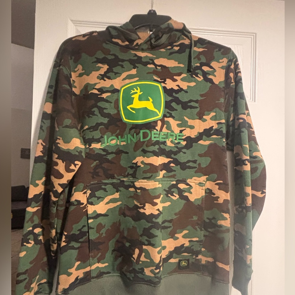 John Deere Sweater Size Small